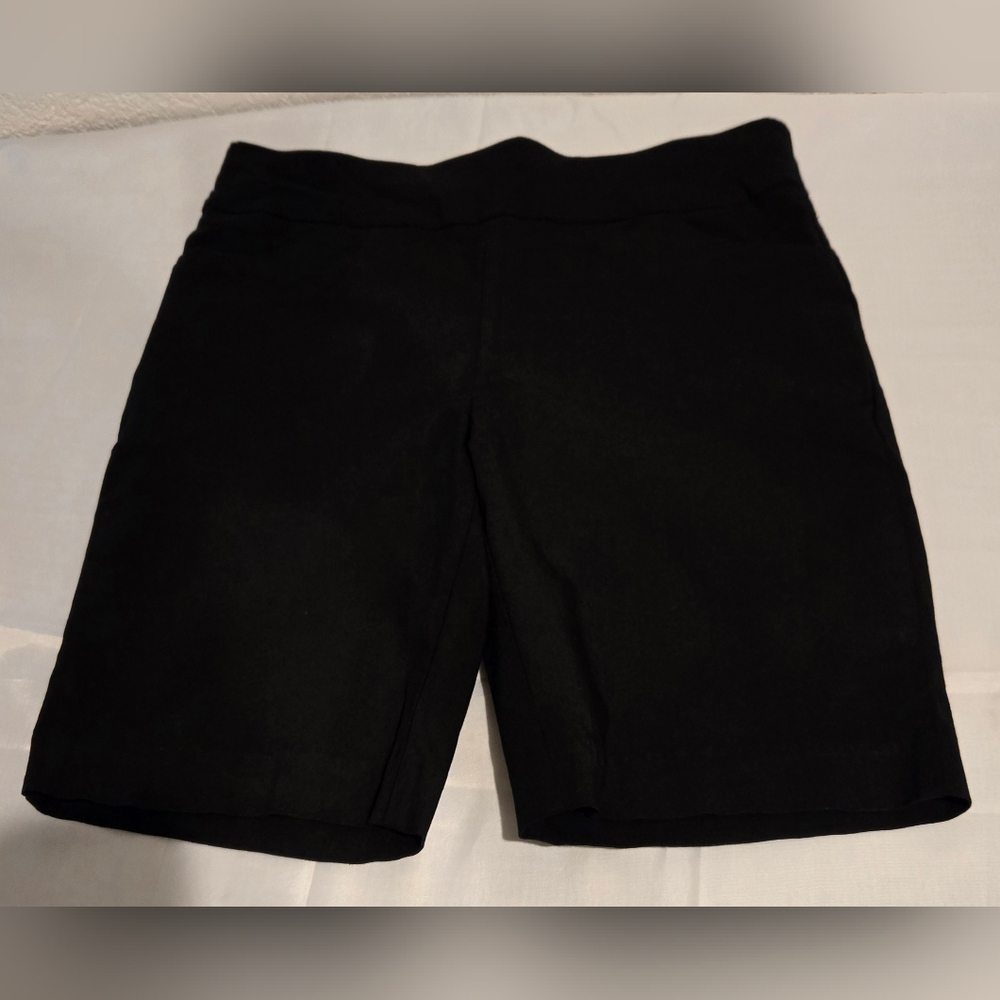 Ladies Chico's Bermuda Shorts Black High Rise Stretch 9" Inseam